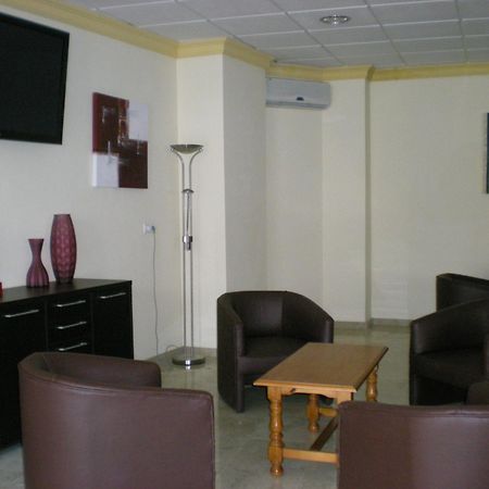 Labella Maria Hotel Pinos Genil Buitenkant foto