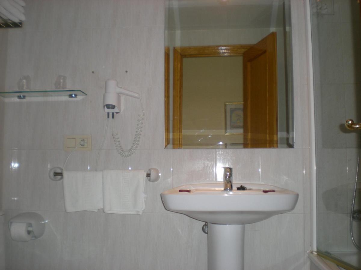 Labella Maria Hotel Pinos Genil Kamer foto